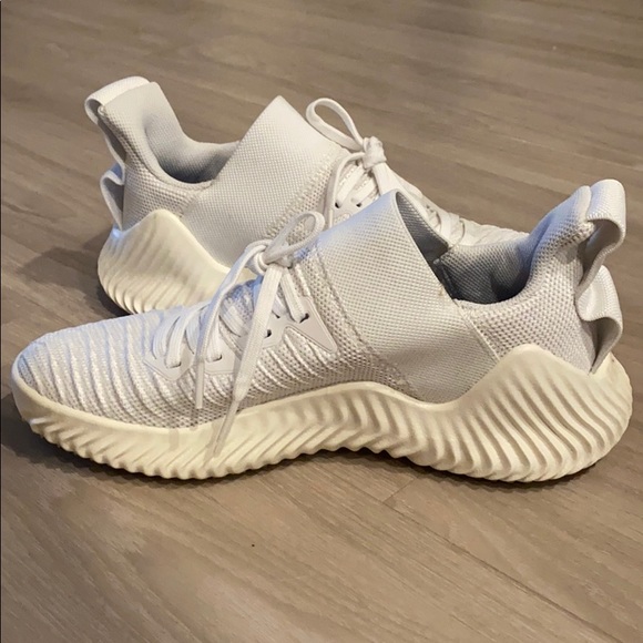 Adidas - Picture 2 of 2